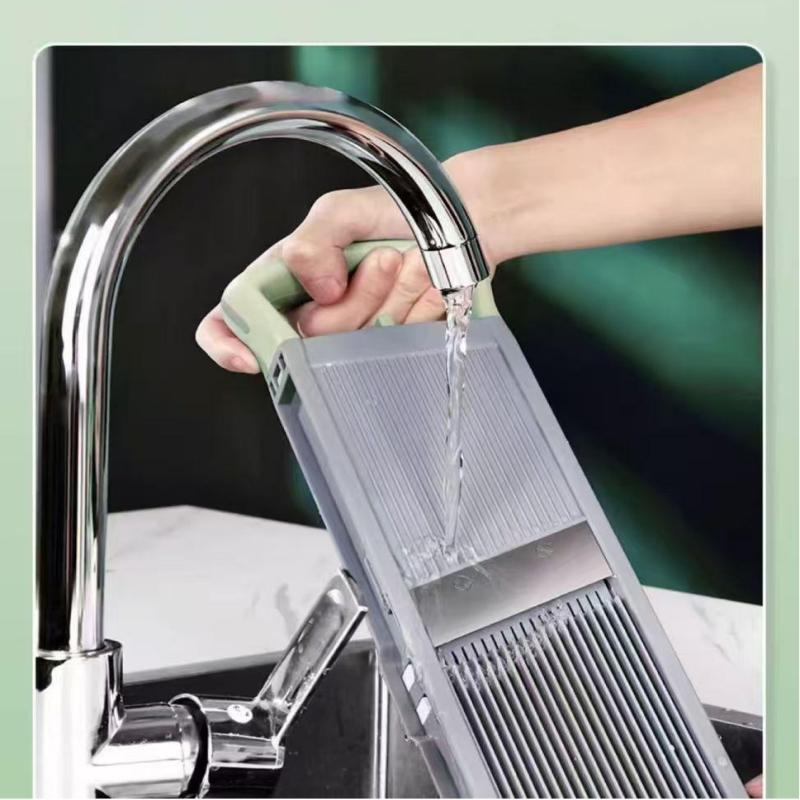 Multifunctional Vegetable Slicer Shredder